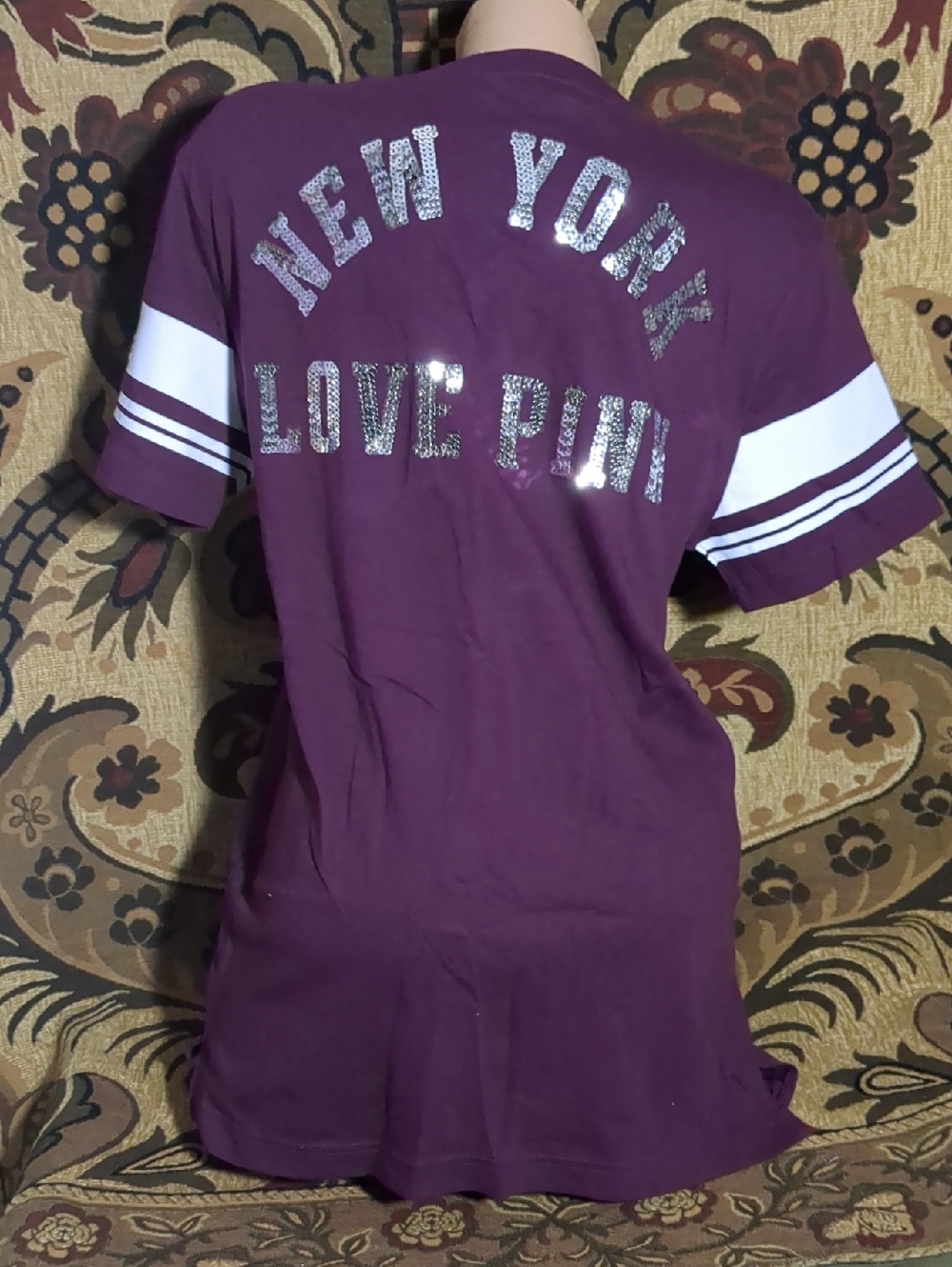 Victoria's Secret PINK 'New York Love PINK'  burgundyTee bling
